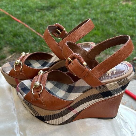 Burberry wedges 37.5 - Picture 7 of 7